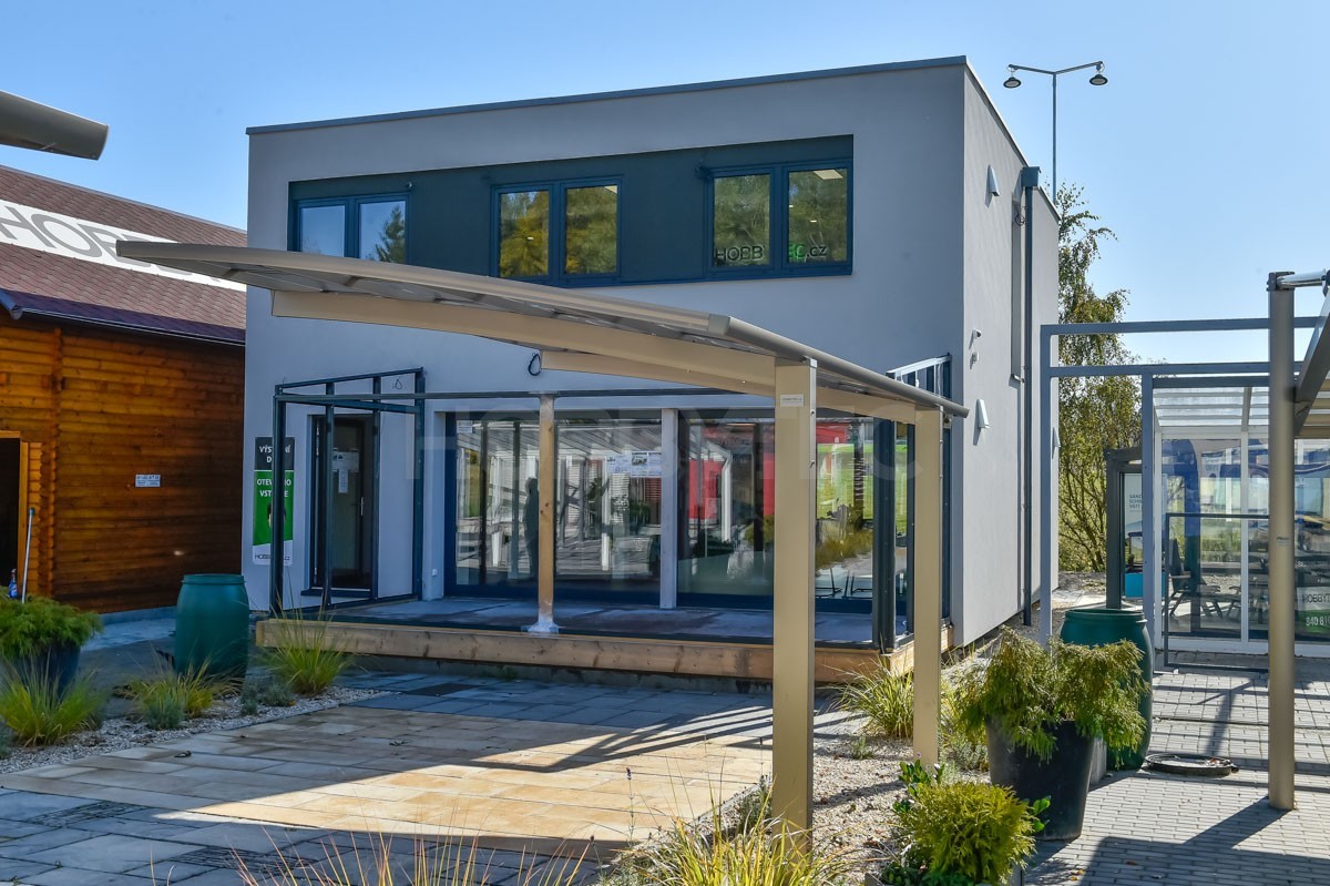 The largest showroom and sales centre in the Czech Republic