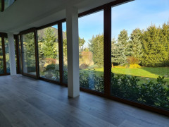 PARADISE year-round sunroom