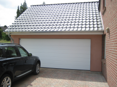 Concrete double garage with floor 598x598 cm large gates