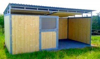 Box for horses 3.5 x 3.5 m with shelter 3.5 x 3.5 m