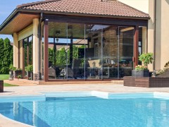 Terrace glazing VG17 with frameless glass