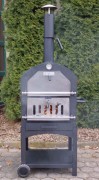 Garden grill with smoke
