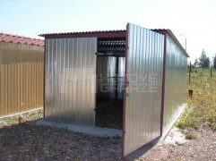 Reinforced steel sheet metal roof with galvanized roof