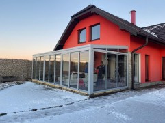 ZANIA Seasonal Winter Garden with a Railing, the 2022 Model