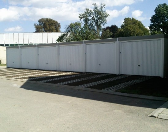 10 pcs of concrete row garage with floor 298x5980 cm