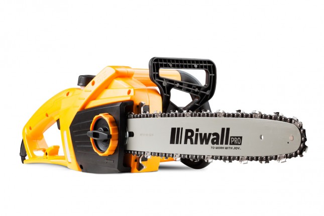 Riwall FOR 1840 RECS chainsaw with an electric motor 1800 W