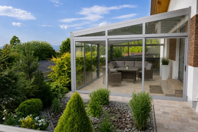 ZANIA seasonal sunroom